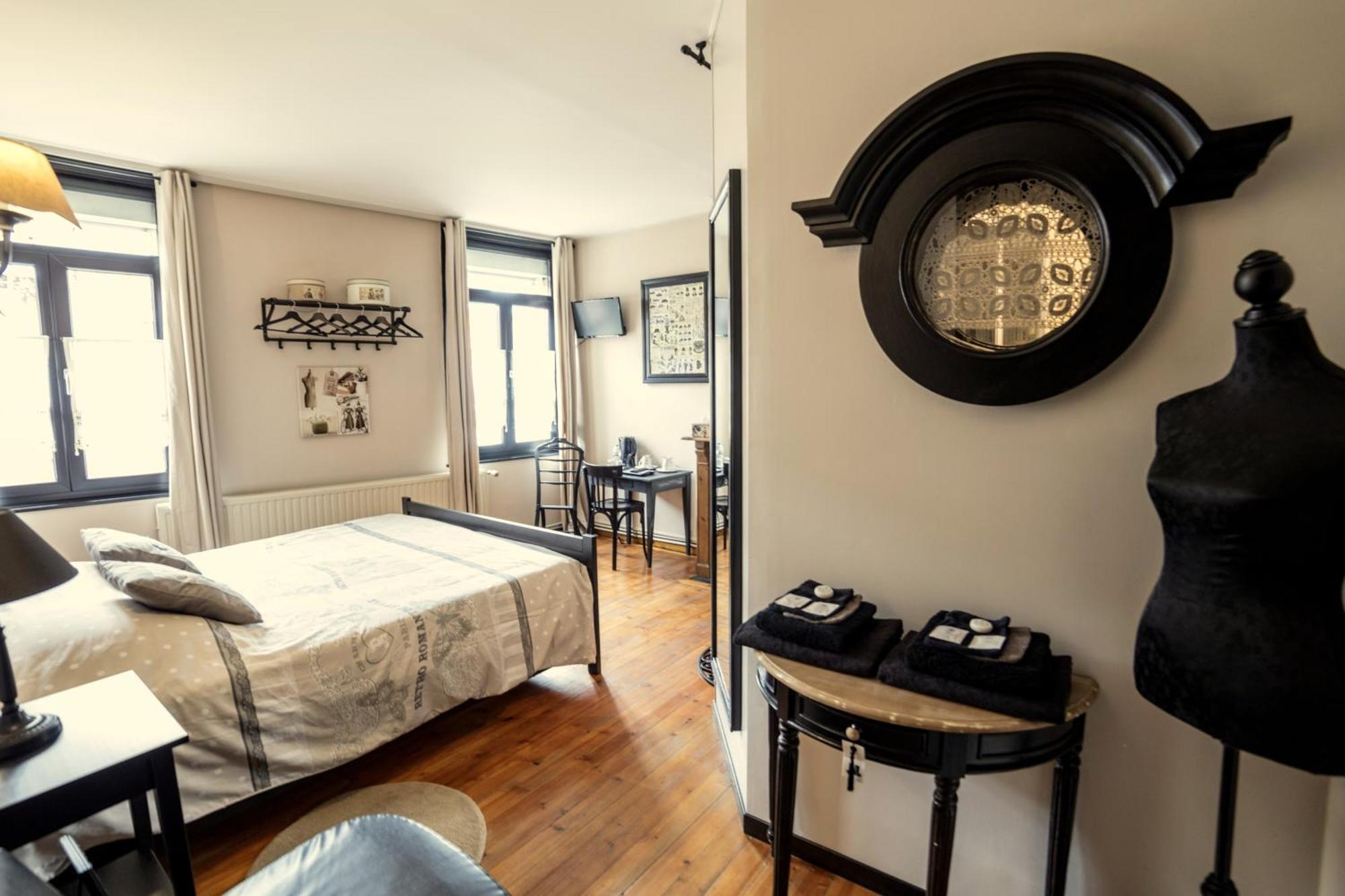 Aux Petits Bonheurs Hotel La Gorgue Eksteriør billede