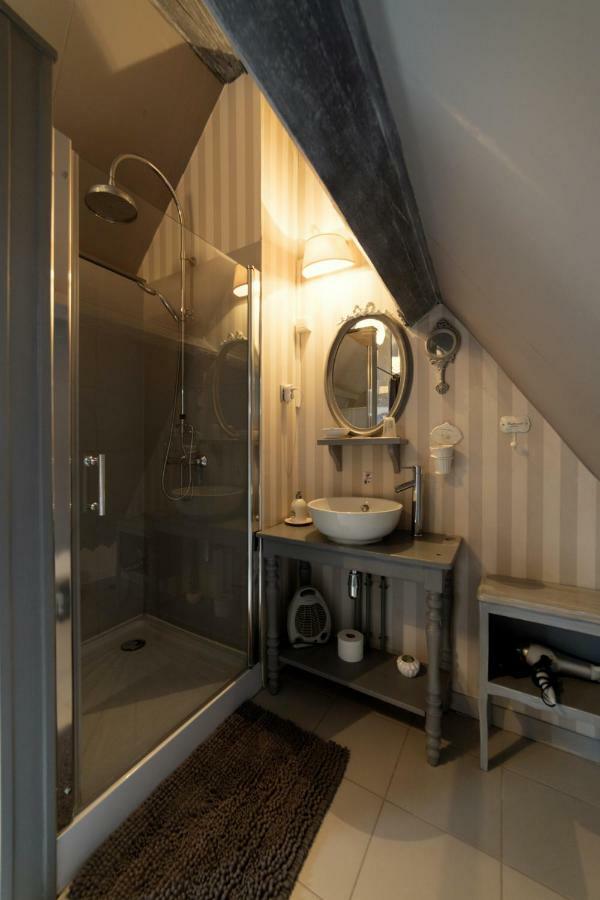 Aux Petits Bonheurs Hotel La Gorgue Eksteriør billede