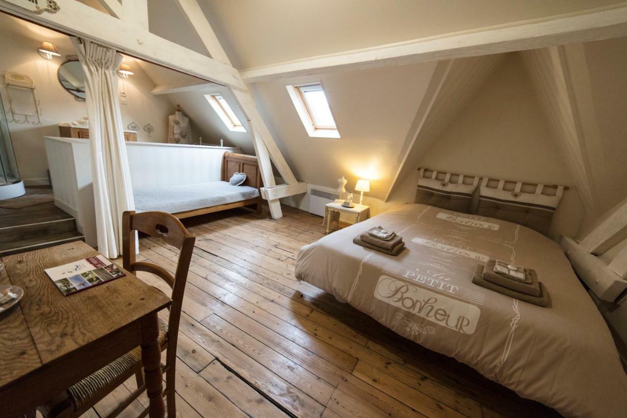 Aux Petits Bonheurs Hotel La Gorgue Eksteriør billede